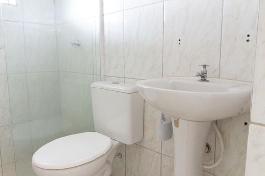 Banheiro de apartamento para alugar com 1 quarto, 50m² em Vila Constança, São Paulo