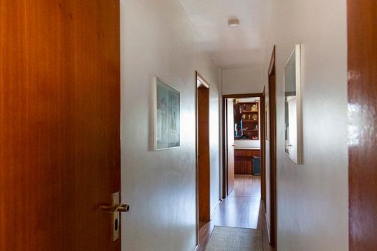 Corredor de apartamento à venda com 3 quartos, 128m² em Vila Clementino, São Paulo