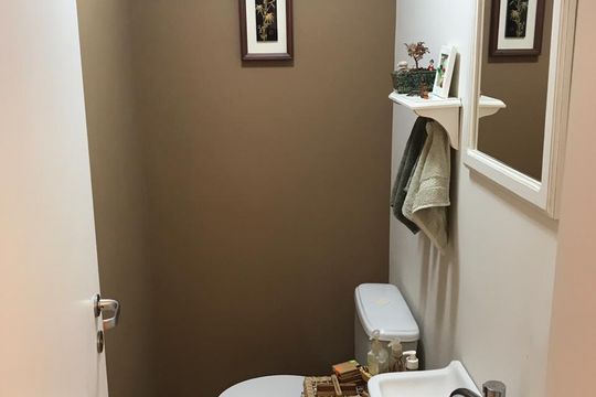 Banheiro de apartamento para alugar com 3 quartos, 115m² em Vila Ipojuca, São Paulo