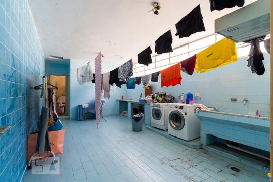 Área de serviço de casa para alugar com 4 quartos, 420m² em Indianópolis, São Paulo