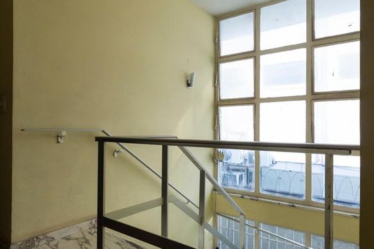 Escada de casa para alugar com 4 quartos, 420m² em Indianópolis, São Paulo