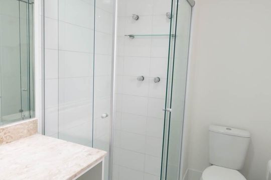 Banheiro de kitnet/studio à venda com 1 quarto, 40m² em Brooklin Paulista, São Paulo