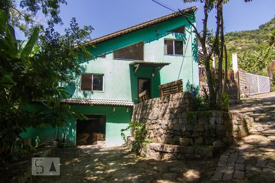 Fachada de casa para alugar com 3 quartos, 110m² em Recreio dos Bandeirantes, Rio de Janeiro
