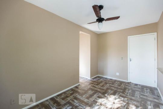 Sala de apartamento à venda com 3 quartos, 64m² em Santo Antônio, Porto Alegre