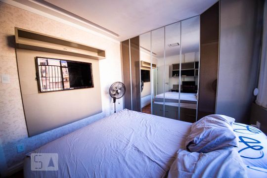 Quarto 1 de apartamento para alugar com 2 quartos, 70m² em São Domingos, Niterói
