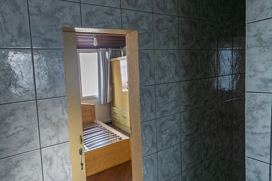 Banheiro de apartamento à venda com 2 quartos, 50m² em Centro Histórico, Porto Alegre