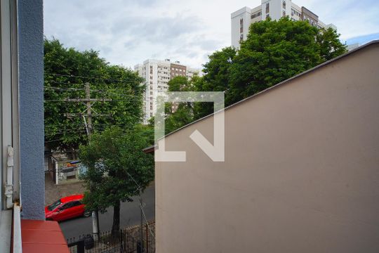 Vista da Sala de apartamento à venda com 1 quarto, 53m² em Passo da Areia, Porto Alegre