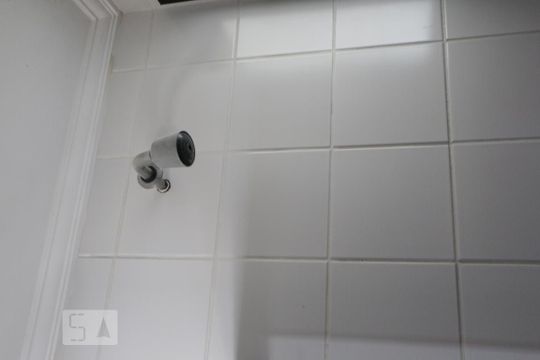 banheiro  de apartamento para alugar com 2 quartos, 60m² em Jardim Bonfiglioli, São Paulo