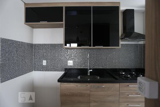 Cozinha de apartamento para alugar com 3 quartos, 70m² em Jaguaré, São Paulo