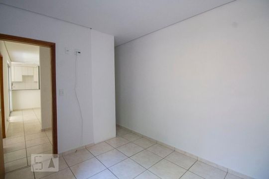 Suíte de apartamento à venda com 2 quartos, 70m² em Ouro Preto, Belo Horizonte