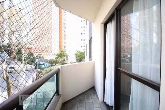 Varanda de apartamento para alugar com 4 quartos, 110m² em Chácara Inglesa, São Paulo
