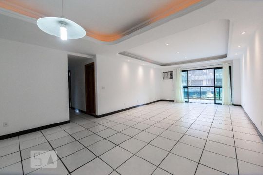 Sala de apartamento à venda com 4 quartos, 180m² em Recreio dos Bandeirantes, Rio de Janeiro