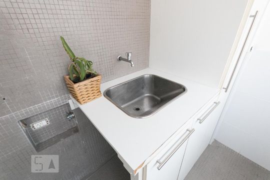 Área de serviço  de apartamento para alugar com 2 quartos, 91m² em Vila Mariana, São Paulo