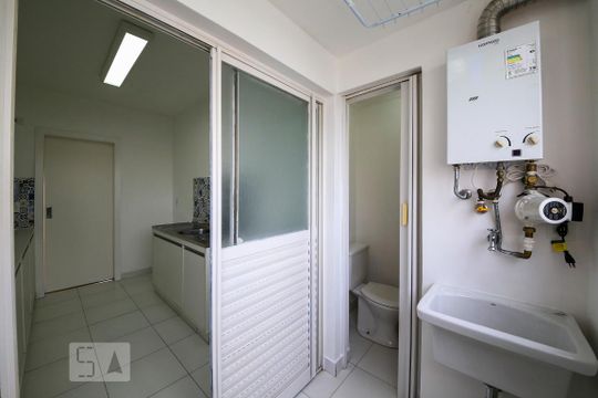 Área de Serviço de apartamento à venda com 3 quartos, 180m² em Vila Madalena, São Paulo