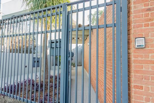 Fachada  de casa à venda com 6 quartos, 463m² em Setor Sul, Goiânia