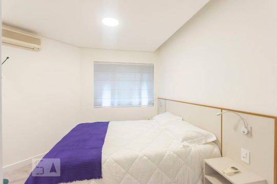 Quarto de apartamento para alugar com 1 quarto, 48m² em Itaim Bibi, São Paulo