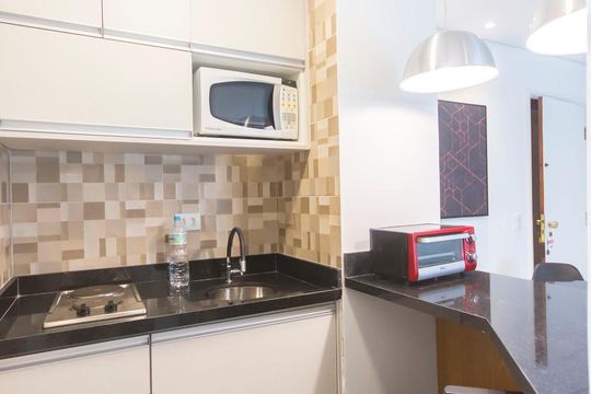Cozinha de apartamento para alugar com 1 quarto, 48m² em Itaim Bibi, São Paulo