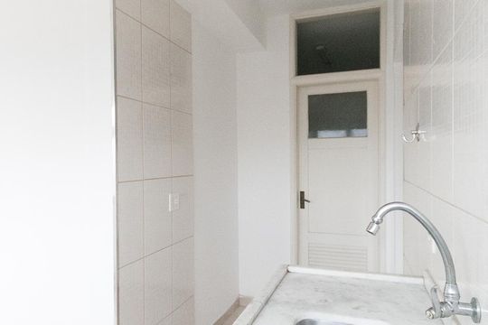 Cozinha  de apartamento para alugar com 1 quarto, 33m² em Vila Clementino, São Paulo