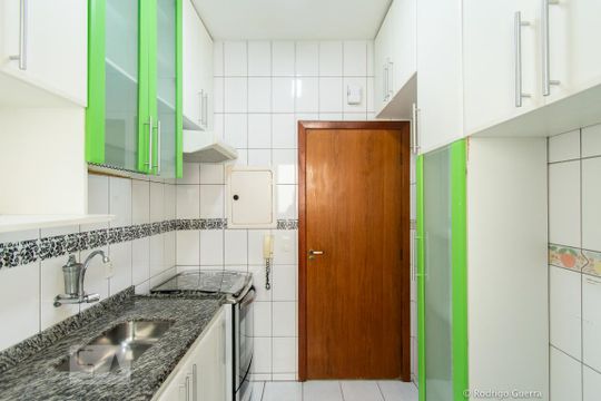 Cozinha de apartamento para alugar com 3 quartos, 70m² em Castelo, Belo Horizonte
