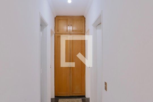 Corredor de apartamento à venda com 4 quartos, 100m² em Jardim Brasília (zona Norte), São Paulo
