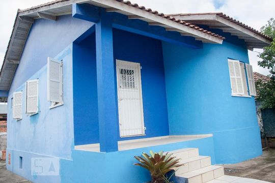 Fachada de casa para alugar com 1 quarto, 100m² em São José, Canoas