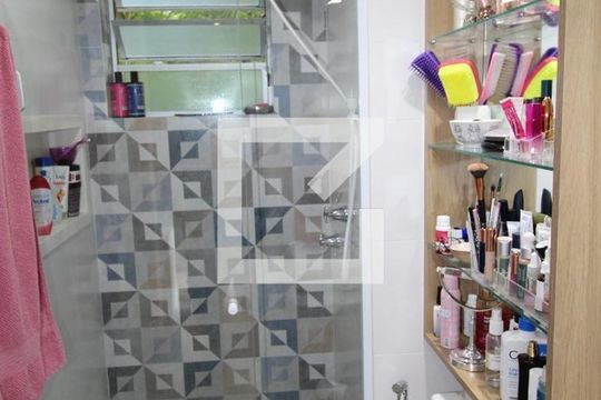 Banheiro de apartamento à venda com 2 quartos, 45m² em Jardim Ampliação, São Paulo
