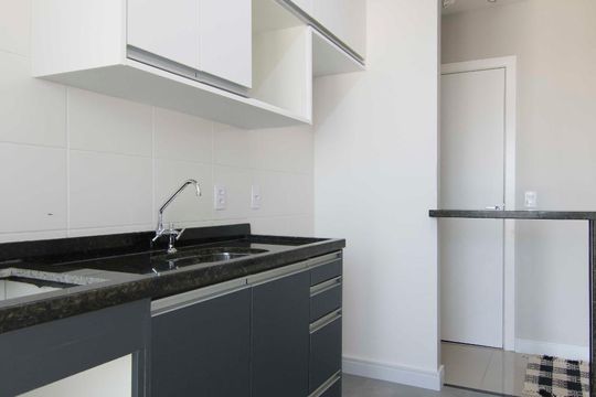 Cozinha de apartamento à venda com 2 quartos, 54m² em Jardim Peri, São Paulo