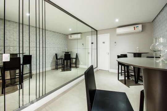 Área Externa - Salão de Festas de apartamento para alugar com 1 quarto, 36m² em Consolação, São Paulo