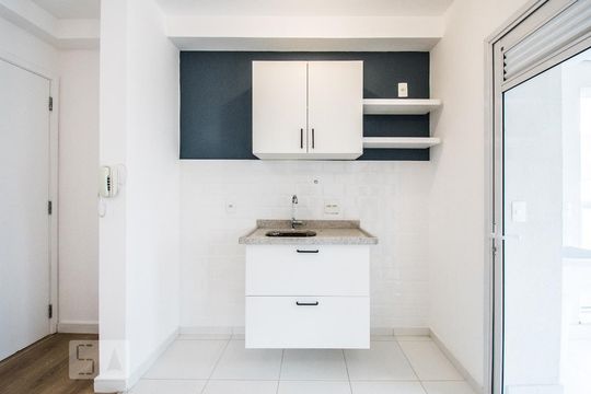 Cozinha de apartamento para alugar com 1 quarto, 36m² em Consolação, São Paulo