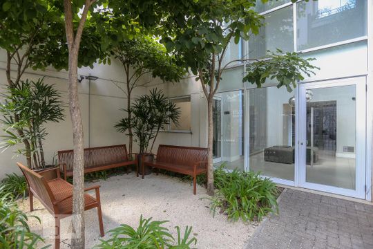 Área comum do condomínio de apartamento para alugar com 1 quarto, 36m² em Consolação, São Paulo