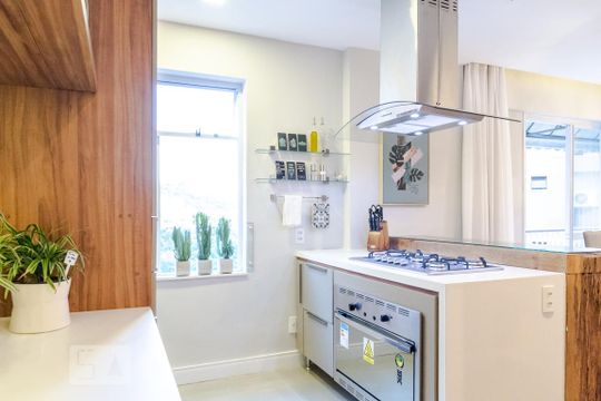 Cozinha de apartamento para alugar com 2 quartos, 85m² em Jardim Botânico, Rio de Janeiro
