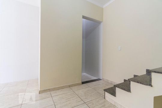 Acesso a Area de Serviço de casa de condomínio para alugar com 2 quartos, 50m² em Vila Libanesa, São Paulo