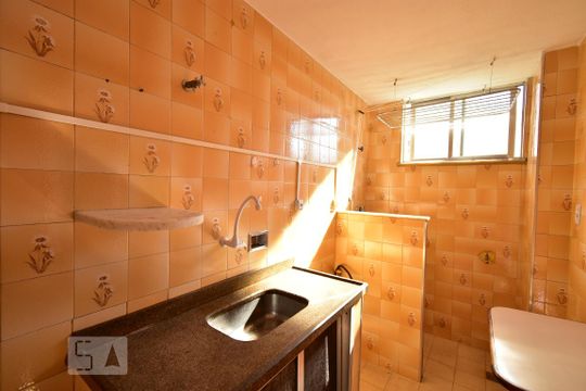 Cozinha  de apartamento à venda com 2 quartos, 55m² em Santa Rosa, Niterói