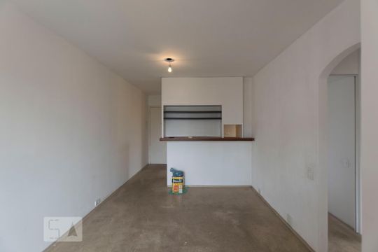 Sala de apartamento à venda com 2 quartos, 47m² em Vila Gumercindo, São Paulo