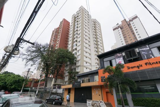 Fachada de apartamento à venda com 2 quartos, 47m² em Vila Gumercindo, São Paulo