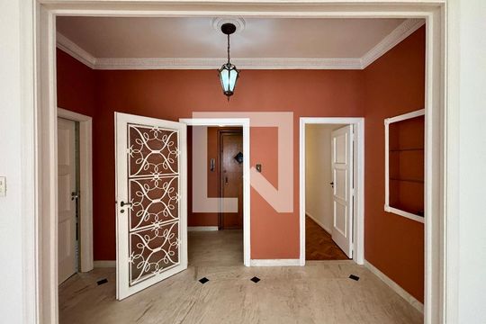 Hall de Entrada de apartamento à venda com 3 quartos, 230m² em Copacabana, Rio de Janeiro