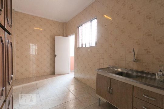Cozinha  de apartamento para alugar com 1 quarto, 57m² em Aclimação, São Paulo