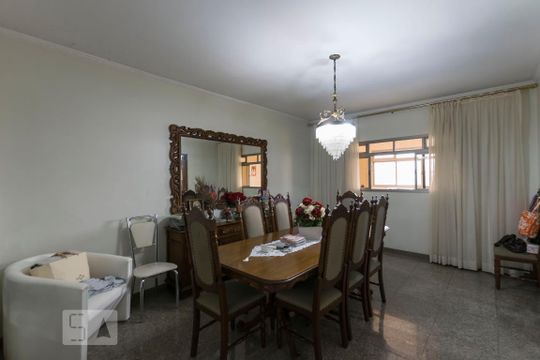 1o. Andar - Sala de casa à venda com 4 quartos, 450m² em Vila Moinho Velho, São Paulo