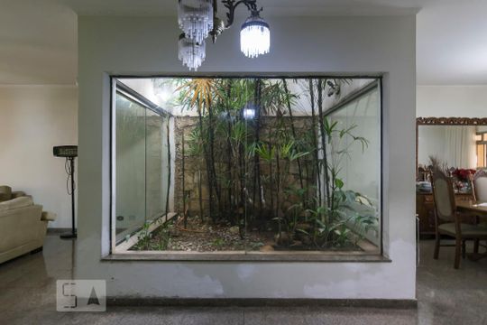 1o. Andar - Sala de casa à venda com 4 quartos, 450m² em Vila Moinho Velho, São Paulo