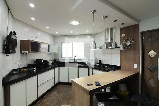 Cozinha de apartamento à venda com 2 quartos, 112m² em Nova Petrópolis, São Bernardo do Campo