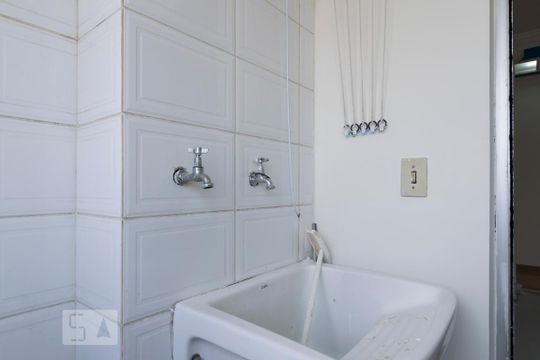 Área de serviço (Torneira) de apartamento à venda com 2 quartos, 55m² em Vila Moraes, São Paulo