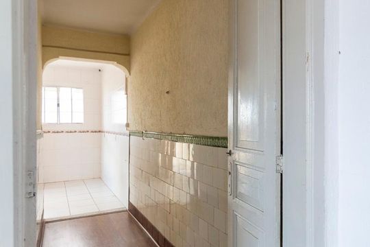 Corredor de casa à venda com 2 quartos, 130m² em Saúde, São Paulo