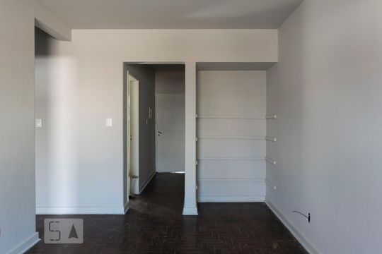 Sala de apartamento para alugar com 1 quarto, 67m² em Liberdade, São Paulo