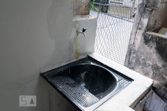 Área de serviço (Torneira) de apartamento para alugar com 1 quarto, 67m² em Liberdade, São Paulo