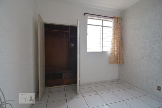 Quarto de apartamento à venda com 2 quartos, 70m² em Nova Suíssa, Belo Horizonte