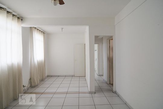 Sala de apartamento à venda com 2 quartos, 70m² em Nova Suíssa, Belo Horizonte