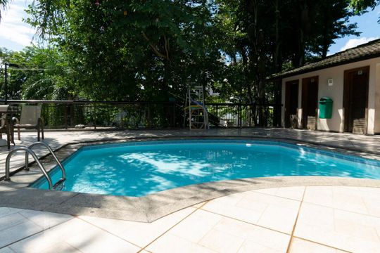 Piscina de apartamento à venda com 3 quartos, 100m² em Maceió, Niterói