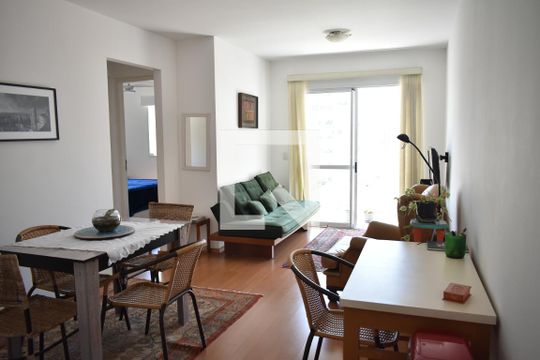 Sala de apartamento para alugar com 2 quartos, 55m² em Saúde, São Paulo