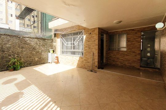 garagem de casa à venda com 3 quartos, 304m² em Vila Prudente, São Paulo