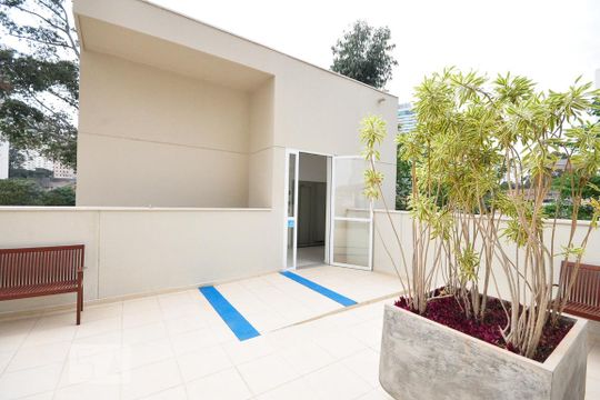 Elevador de apartamento à venda com 2 quartos, 64m² em Vila Praia, São Paulo